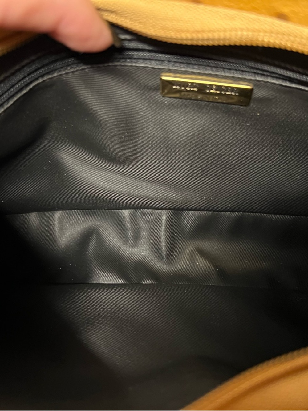 Kurt Geiger Yellow Ostrich-Texture RARE MADE IN ITALY like new - Picture 7 of 8